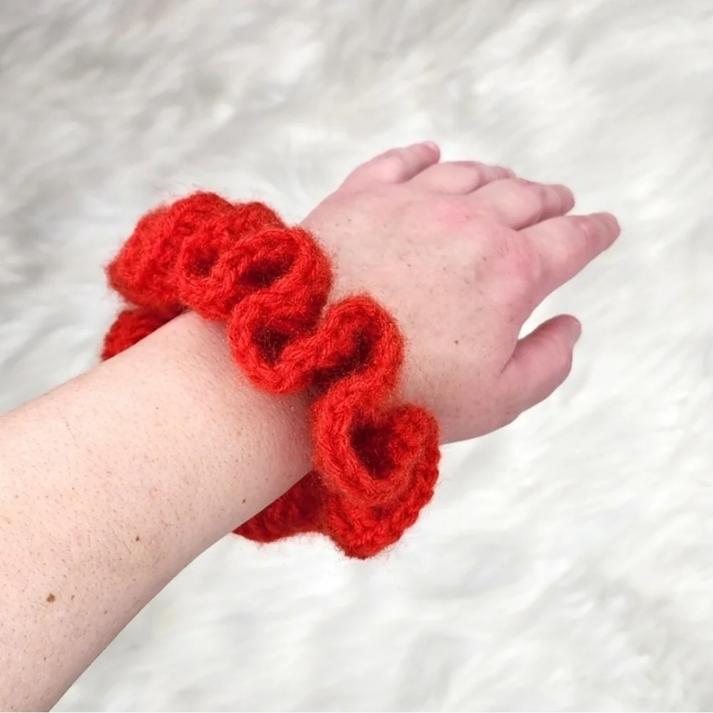 Handmade Textured Crocheted Scrunchies Ponytail Holder Hair Tie Set Of 3 - New